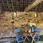 1-bed Nr *